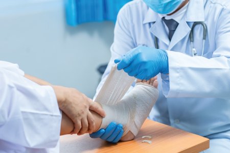 Orthopedic trauma care In satna