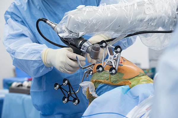 Robotic knee replacement In Itarsi
